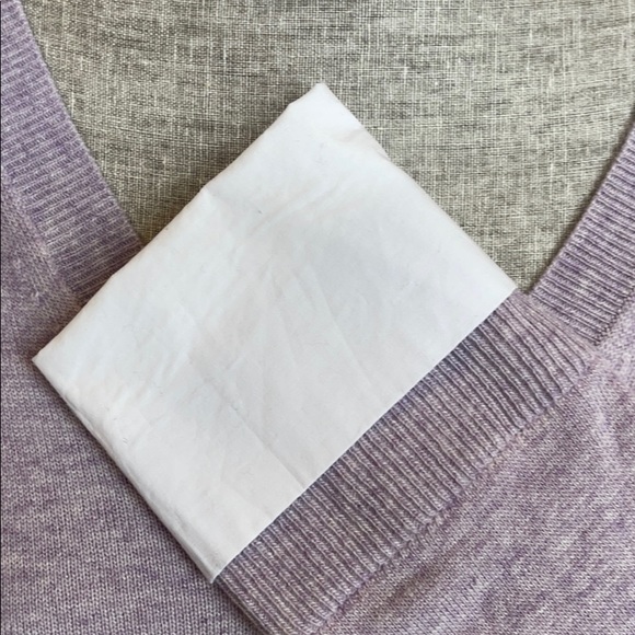 J Crew Lilac Sweater with White Cuffs Size Small - Picture 5 of 7